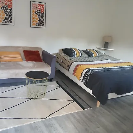 Апартаменты Meuble Au - 3km De Perigueux *